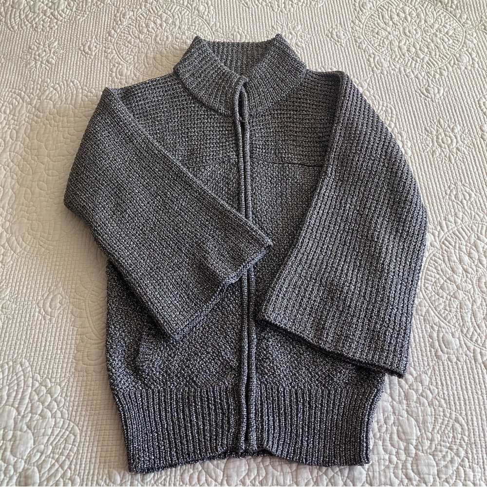 Yaya Aflalo silver metallic cardigan w/ front pockets & wide sleeves